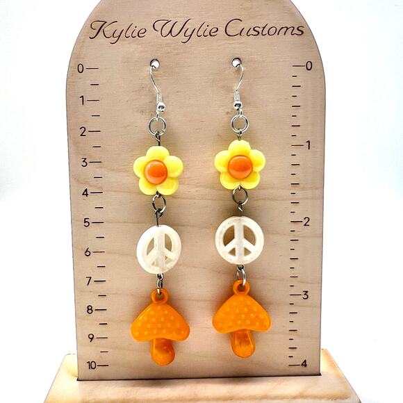 Mushroom Chain Earrings - Cottagecore Dangle Jewelry - Cute Aesthetic Style - Picture 8 of 16